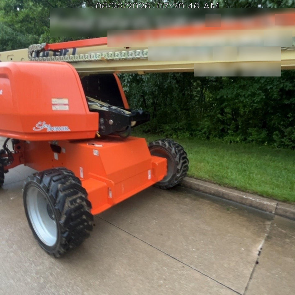 2023 JLG 660SJ
