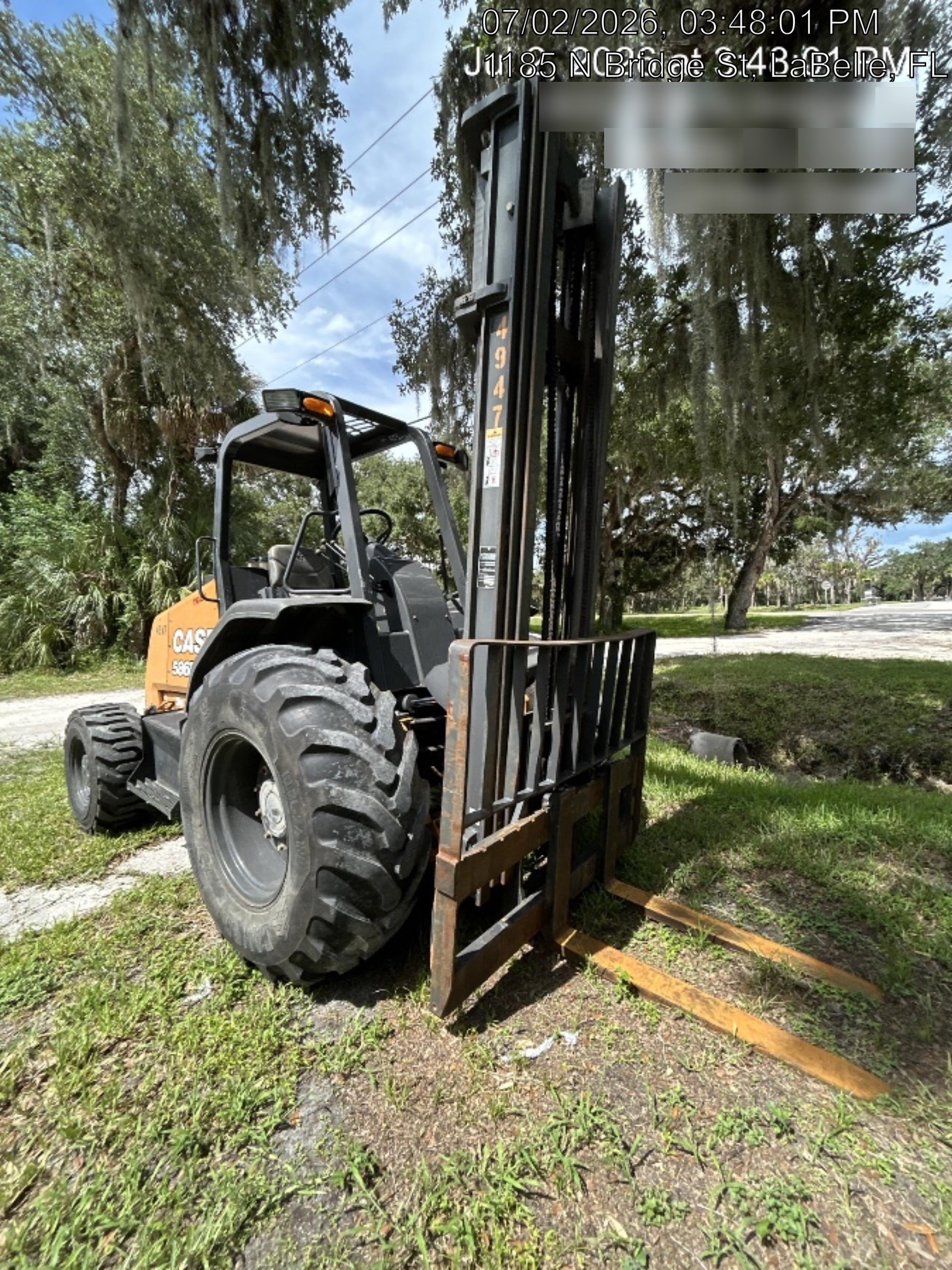2018 CASE 586H