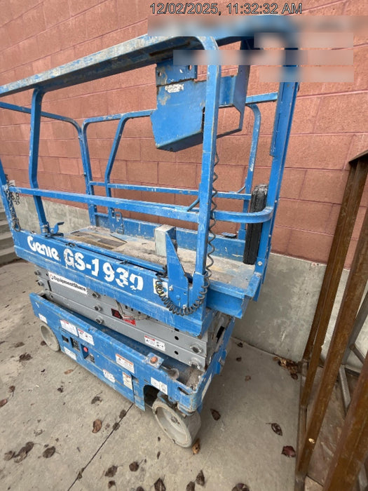 2018 Genie GS-1930 Genie GS-1930 w/Fixed Rail, Chain Entry