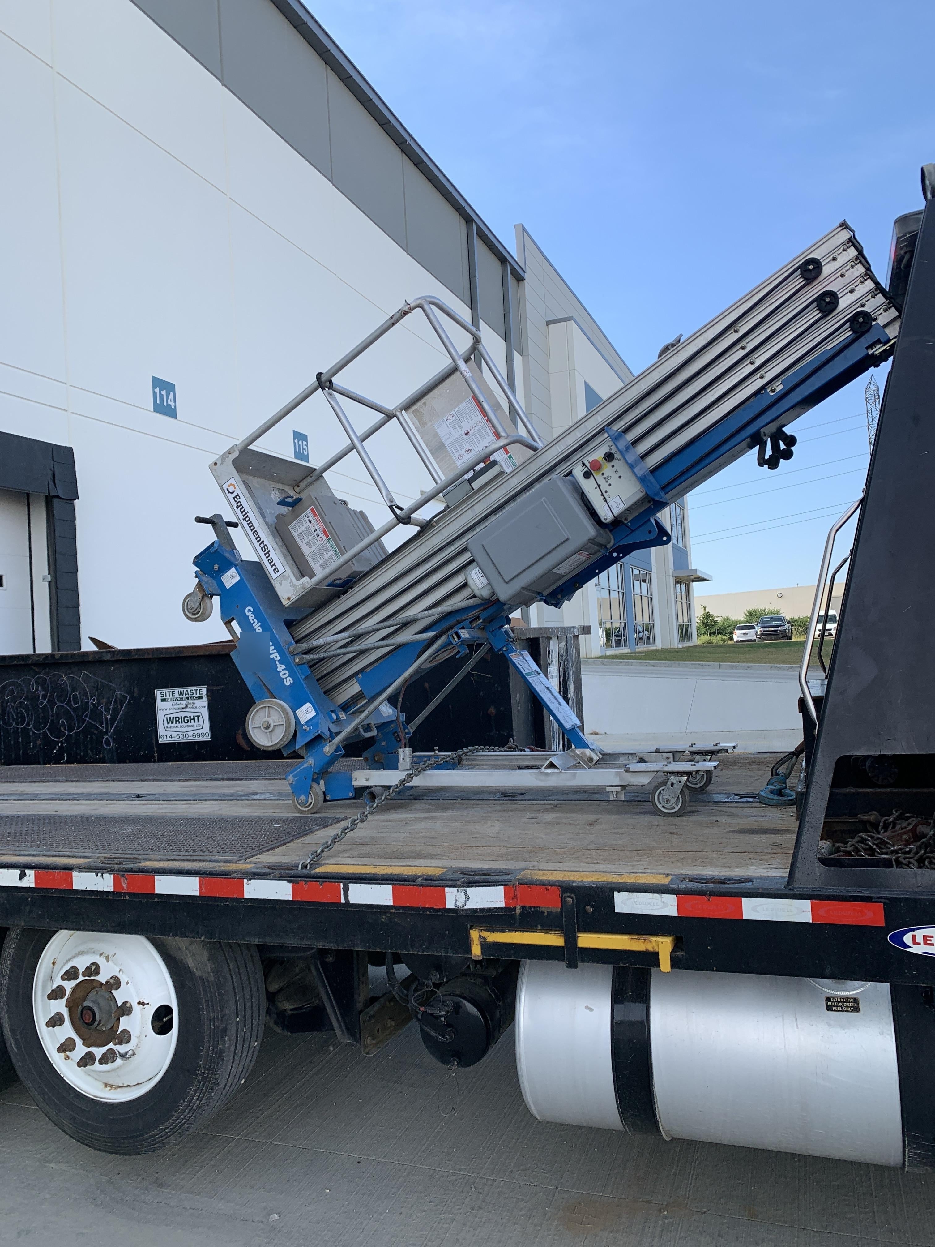 2019 GENIE AWP-40S