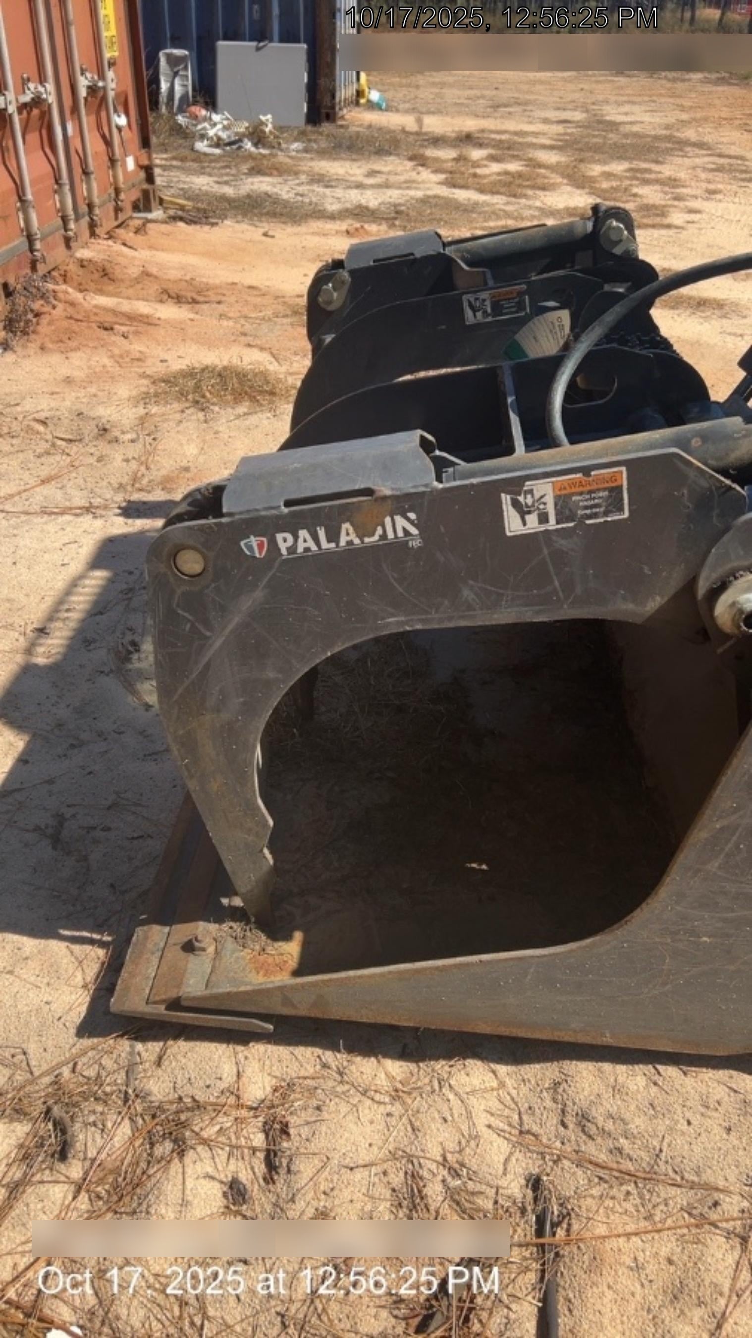 2020 PALADIN 72" Scrap Grapple Bucket - Paladin