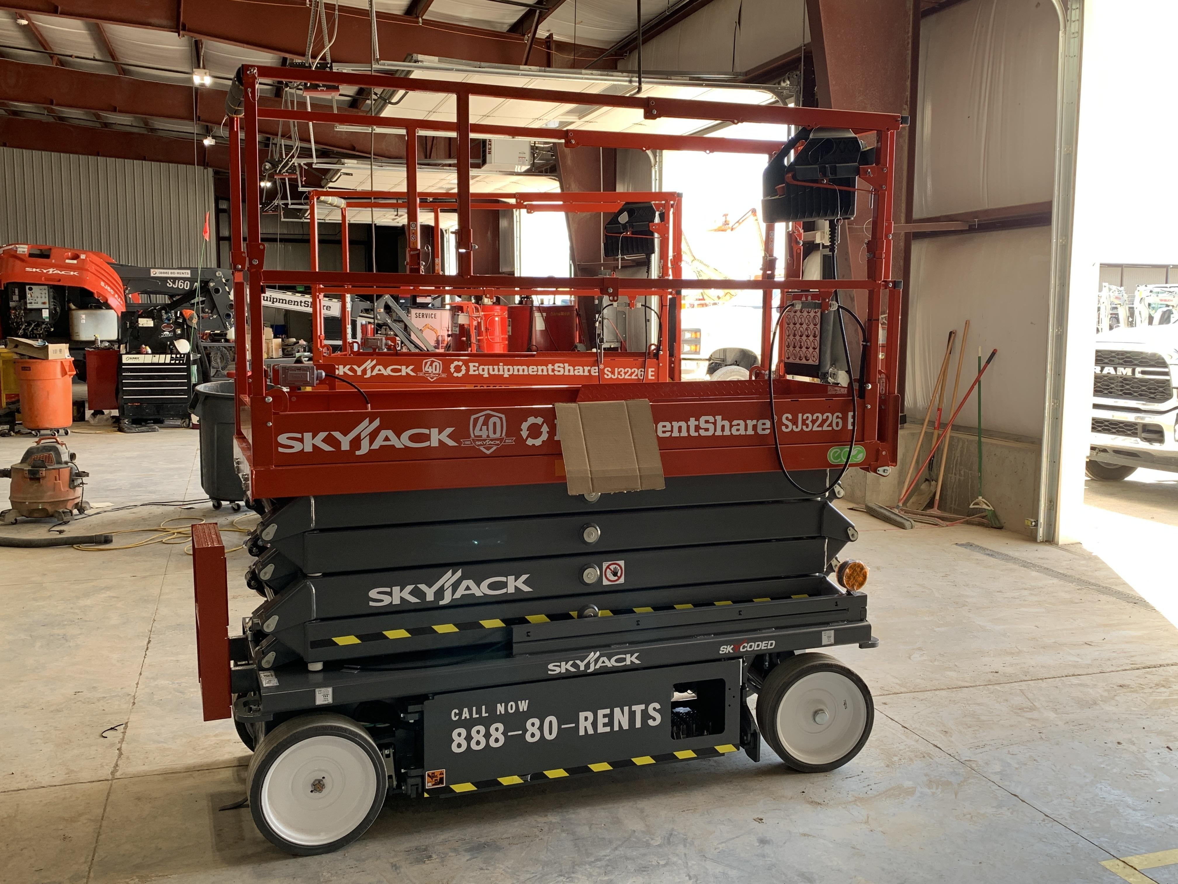 2025 SKYJACK SJ3226