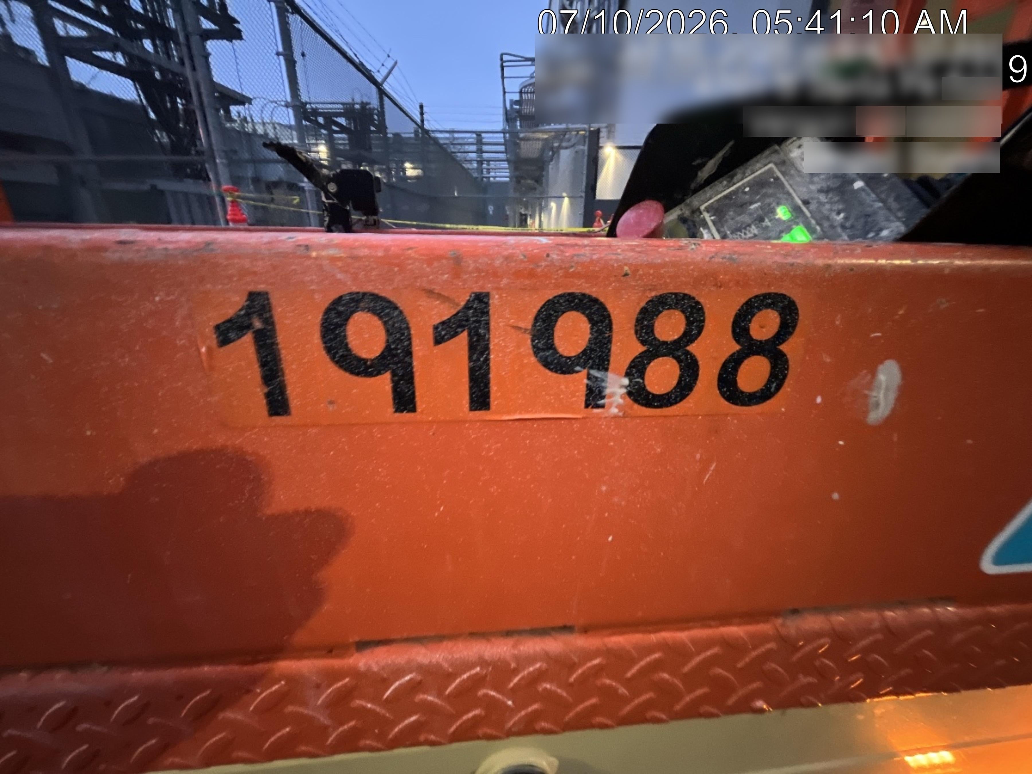 2021 JLG ES1932