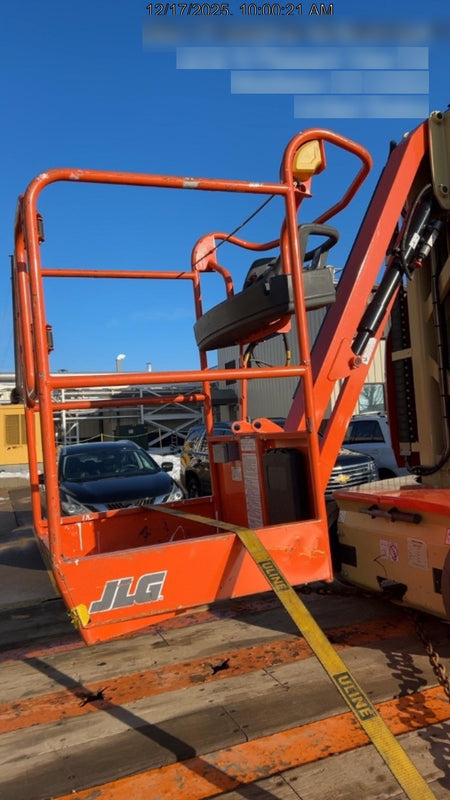 2022 JLG 26E
