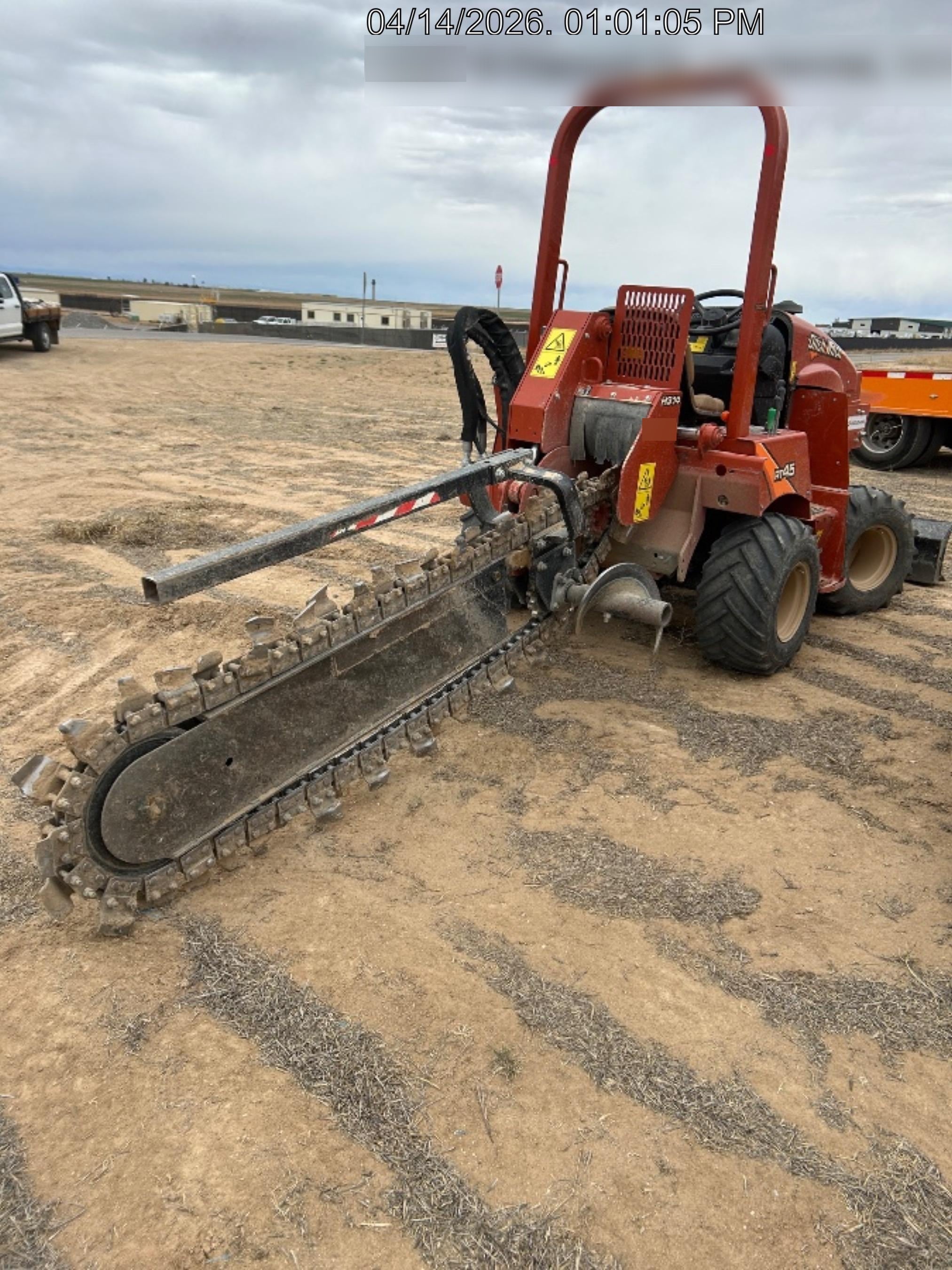2022 DITCH WITCH RT45A