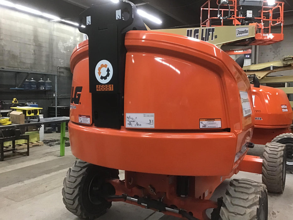 2019 JLG 400S