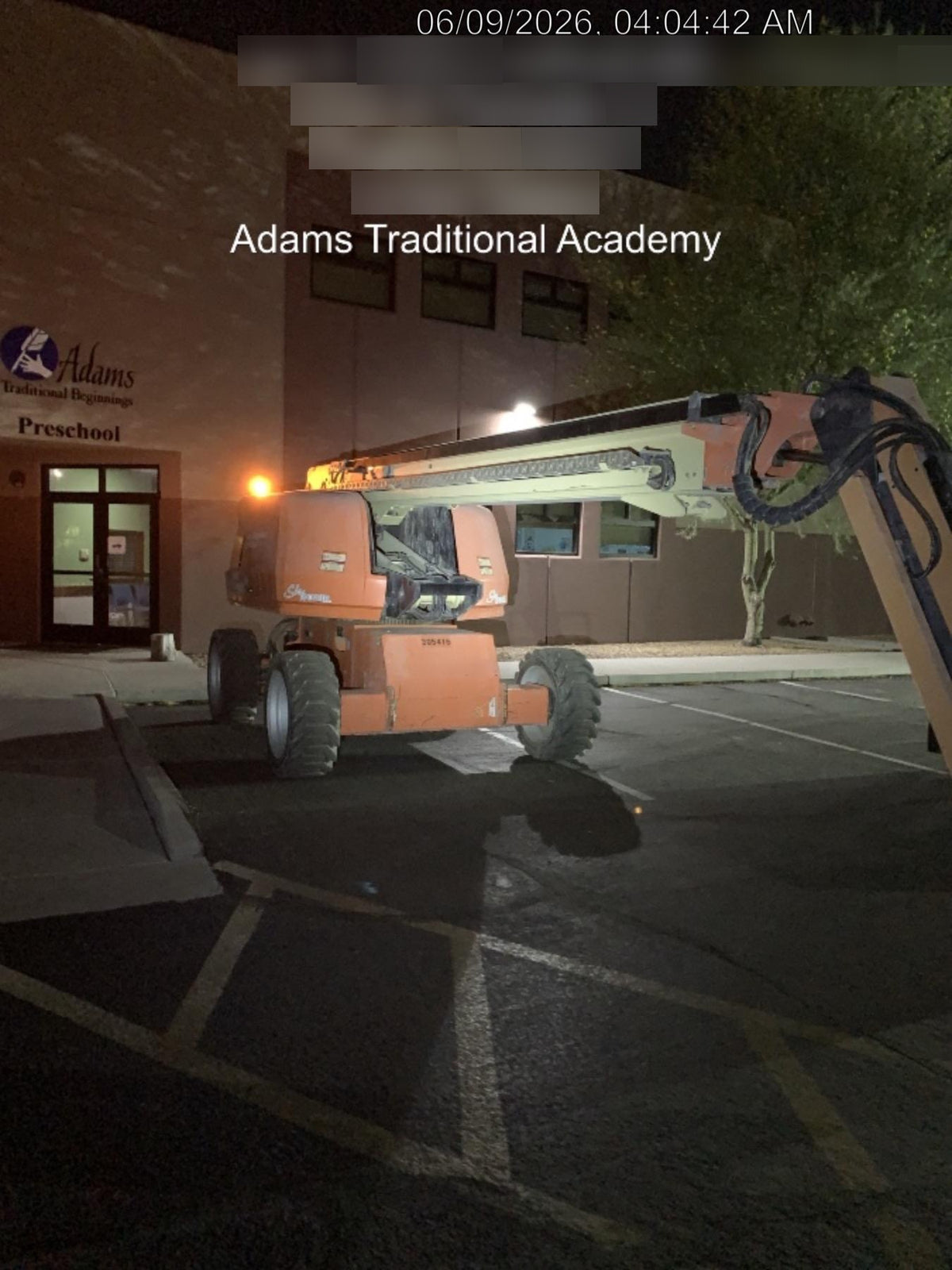 2023 JLG 660SJ