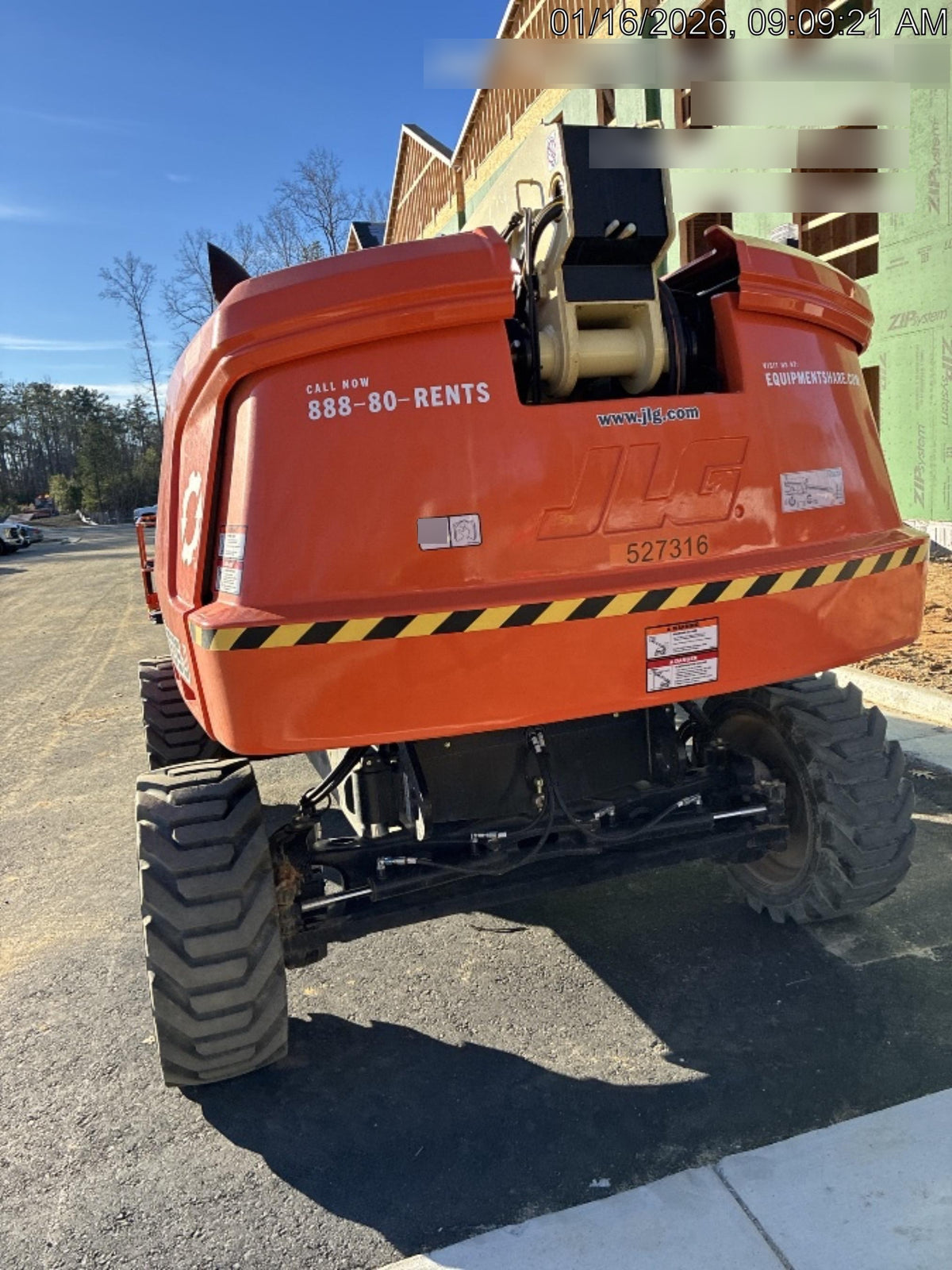 2025 JLG 660SJ