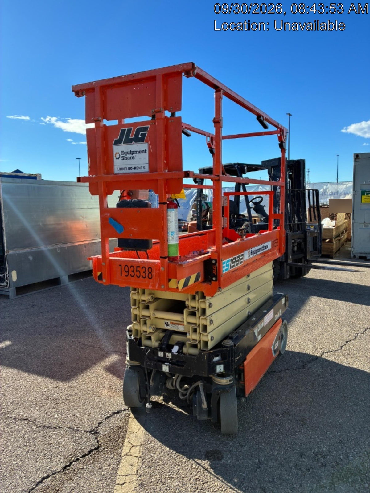 2021 JLG ES1932
