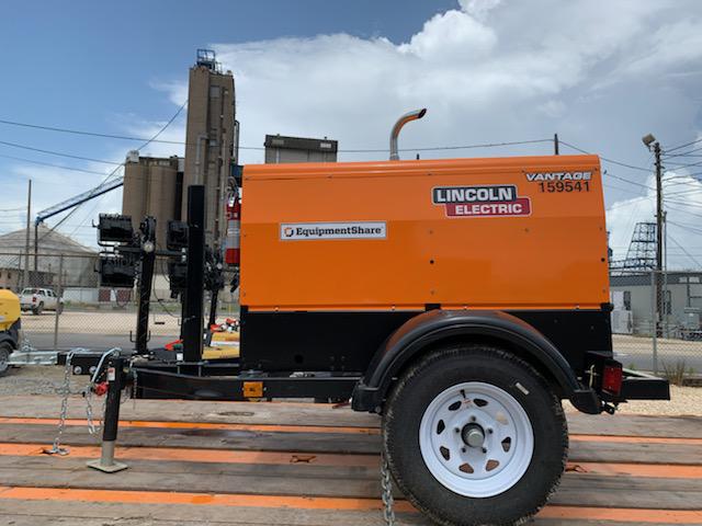 2021 Lincoln Electric Vantage 322 Vantage 322 Ready Pak 3 w/ Decals, ORANGE (includes trailer, cable rack, fender light kit) NO Telematics