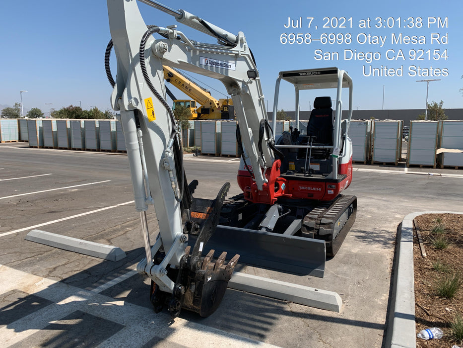 2021 TAKEUCHI TB250-2