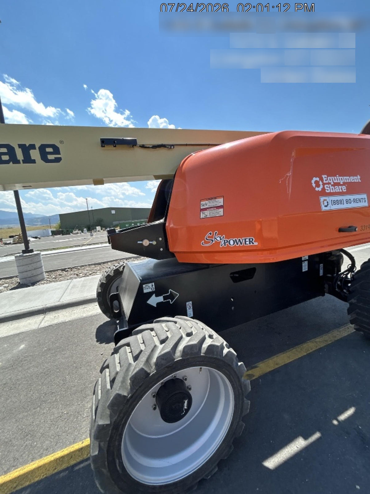 2023 JLG 660SJ