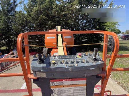 2020 JLG 400S