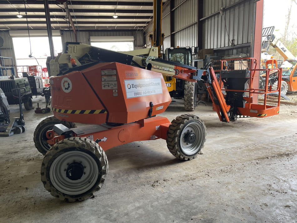 2022 JLG 340AJ