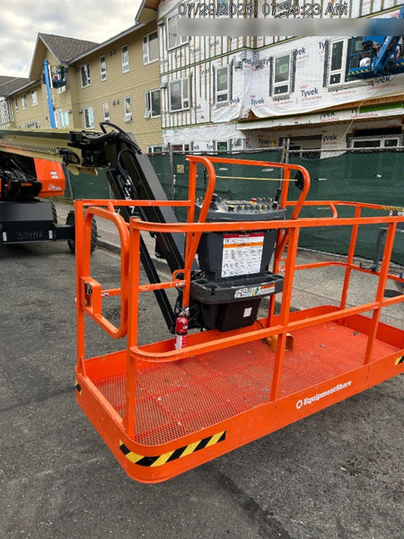 2025 JLG 660SJ