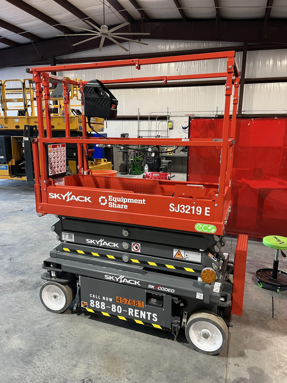 2024 Skyjack SJ3219 Electric Drive, Sld NM Tires, DBcns, RFRails, Power to Platform, T3 + Access Control