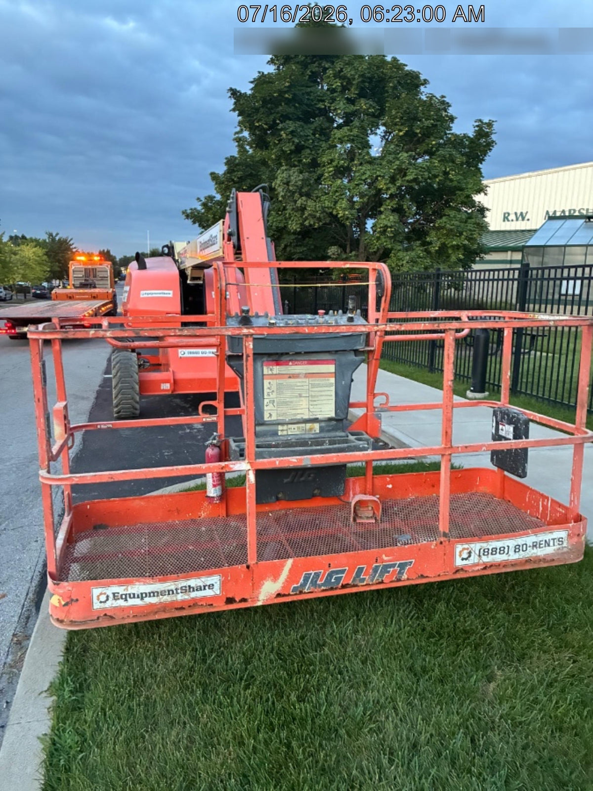 2022 JLG 460SJ