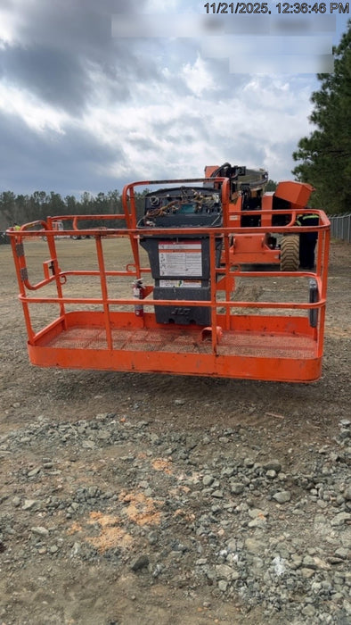 2019 JLG 860SJ