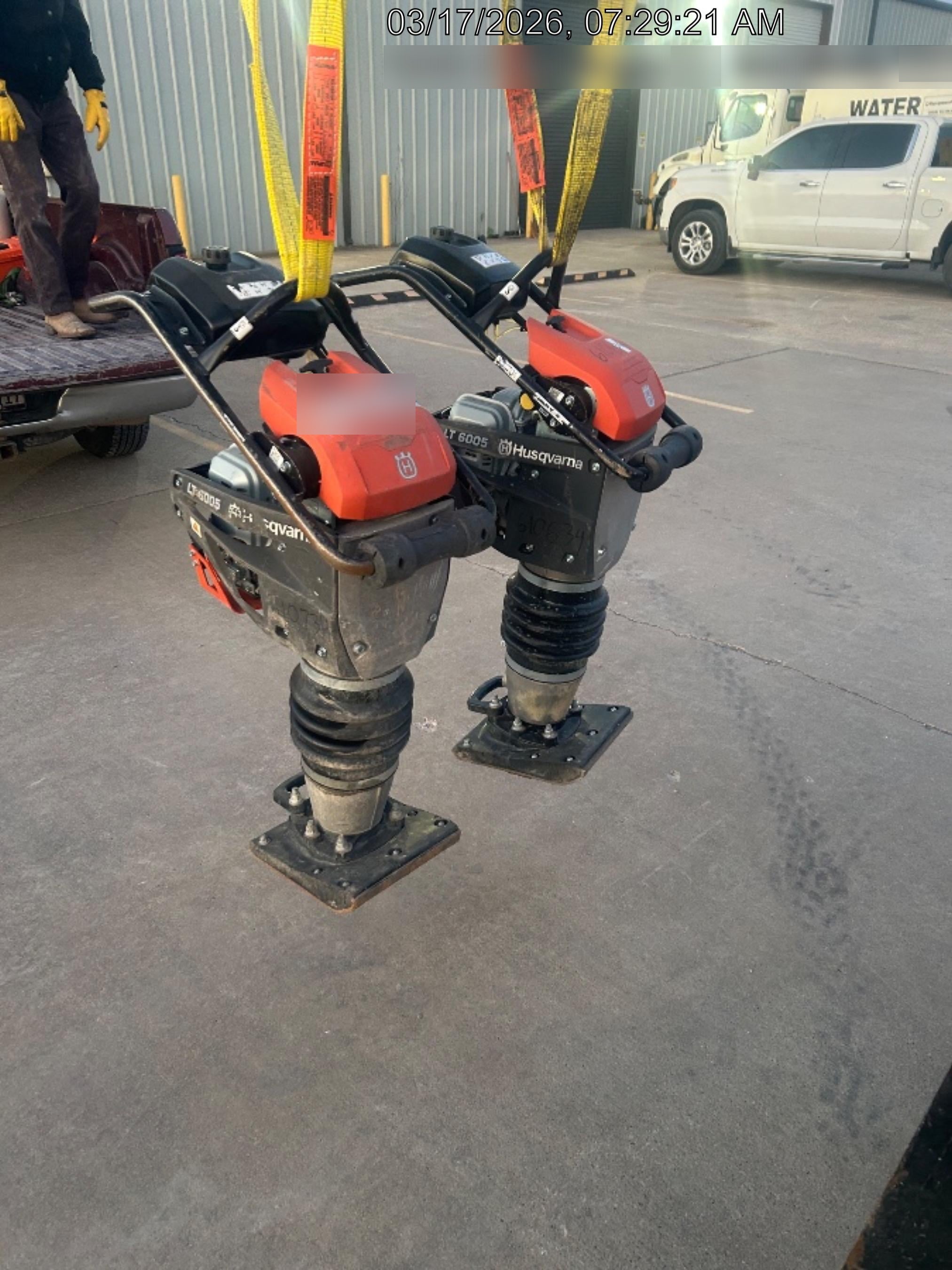 2025 HUSQVARNA LT6005