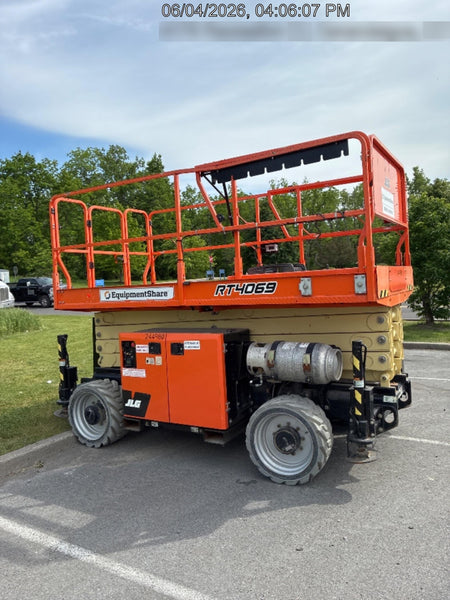 2022 JLG RT4069