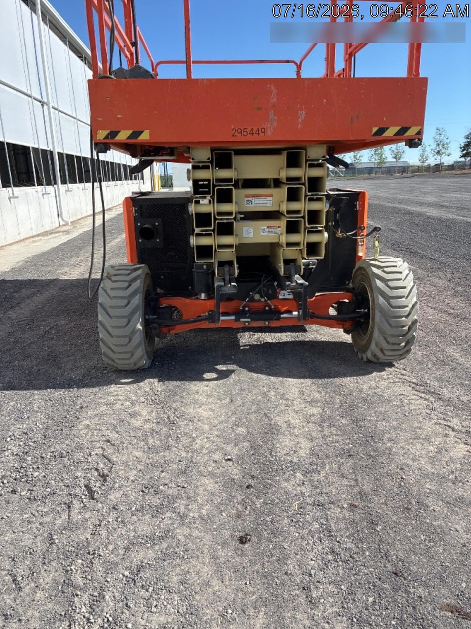 2023 JLG RT4394