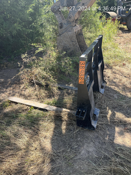 2024 ARROW MATERIAL HANDLING 48" Pallet Forks - Arrow