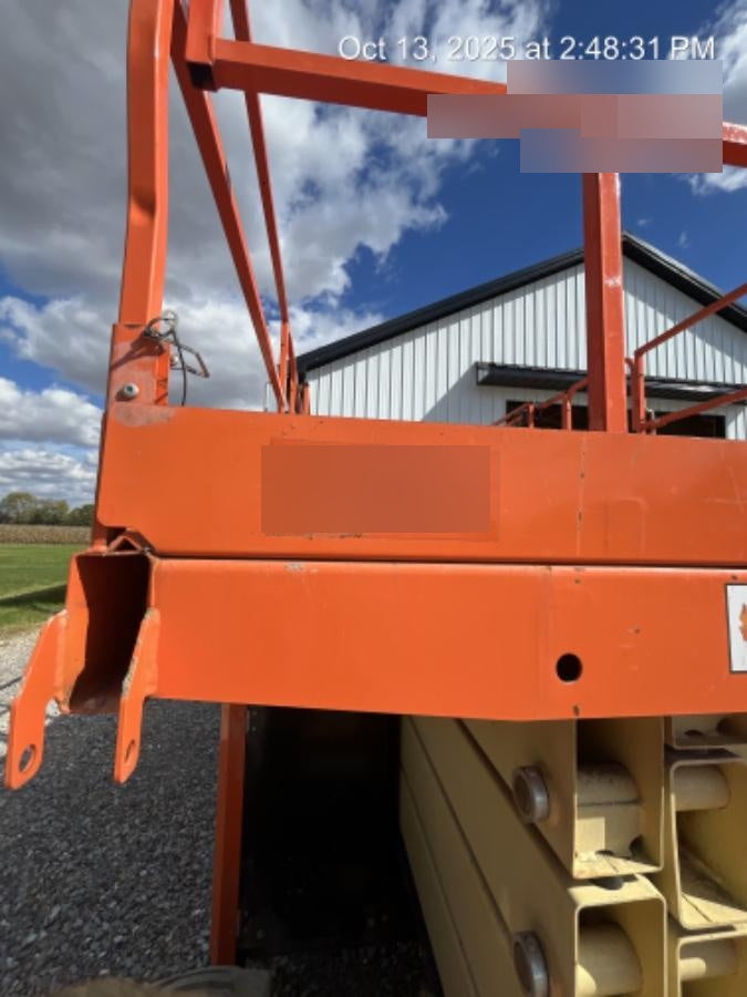 2019 JLG 430LRT