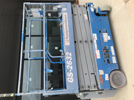 2020 Genie GS-2632 Standard, Folding half height swing gate