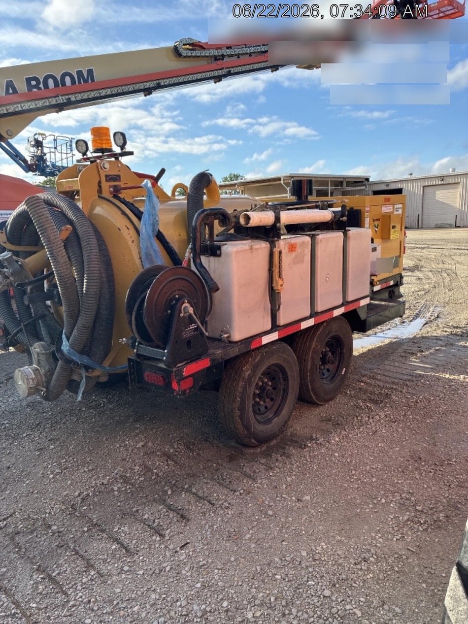 2023 VAC-TRON LP573XDT