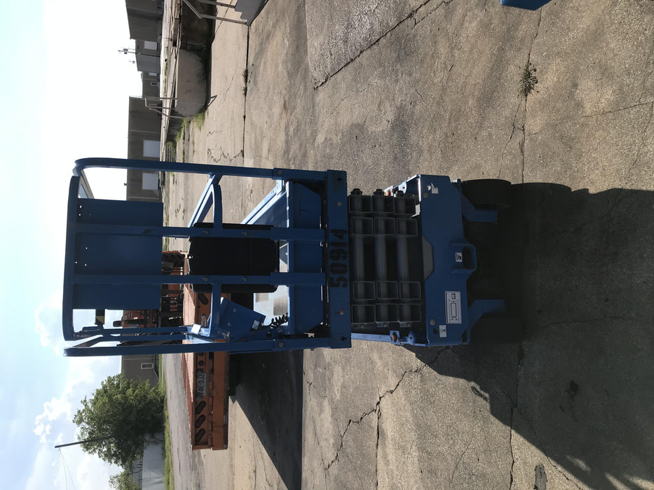 2019 Genie GS-1930 Fixed Rails with Chain Entry