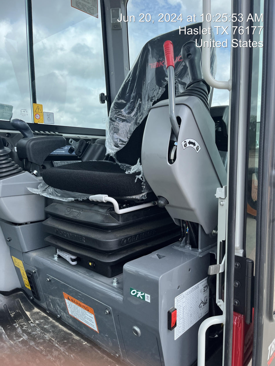 2024 TAKEUCHI TB235-2CR