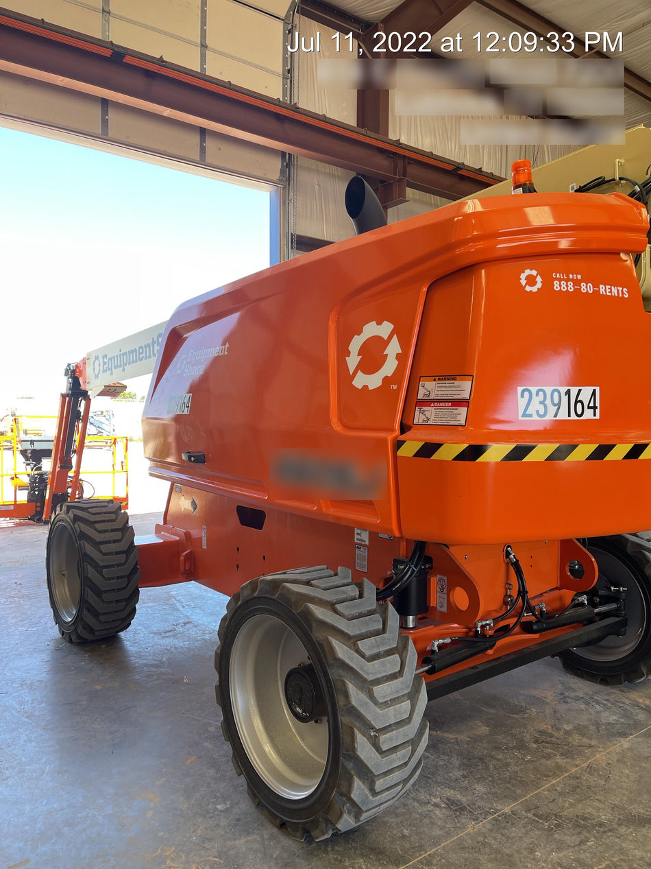 2022 JLG 660SJ