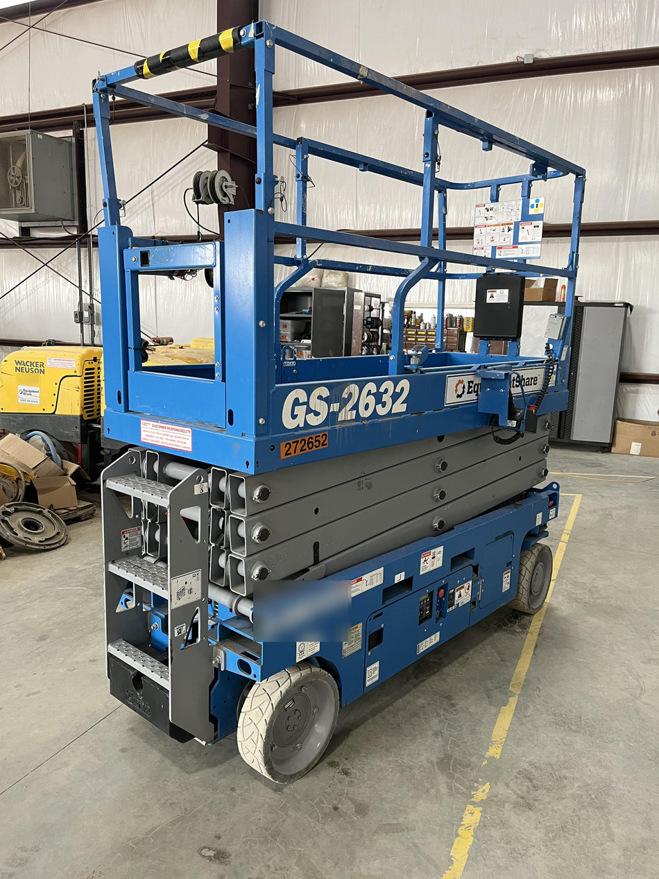 2022 GENIE GS-2632