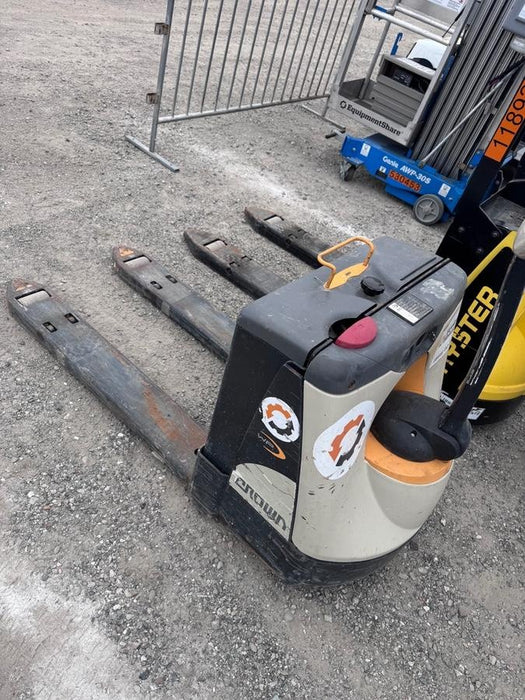 2020 CROWN WP3035-45