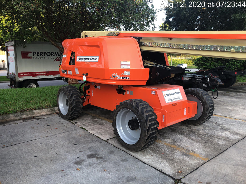 2020 JLG 660SJ