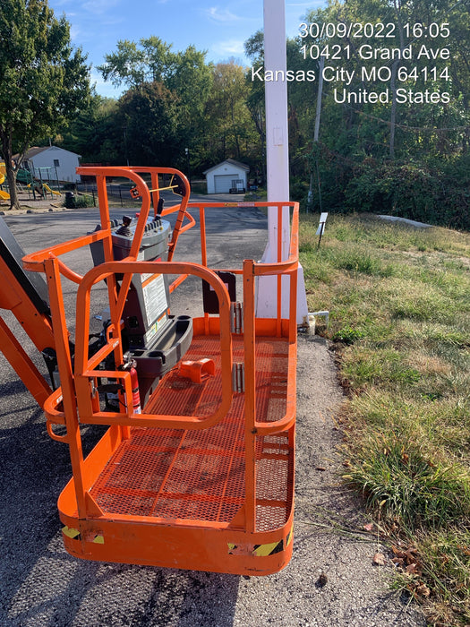 2022 JLG 860SJ
