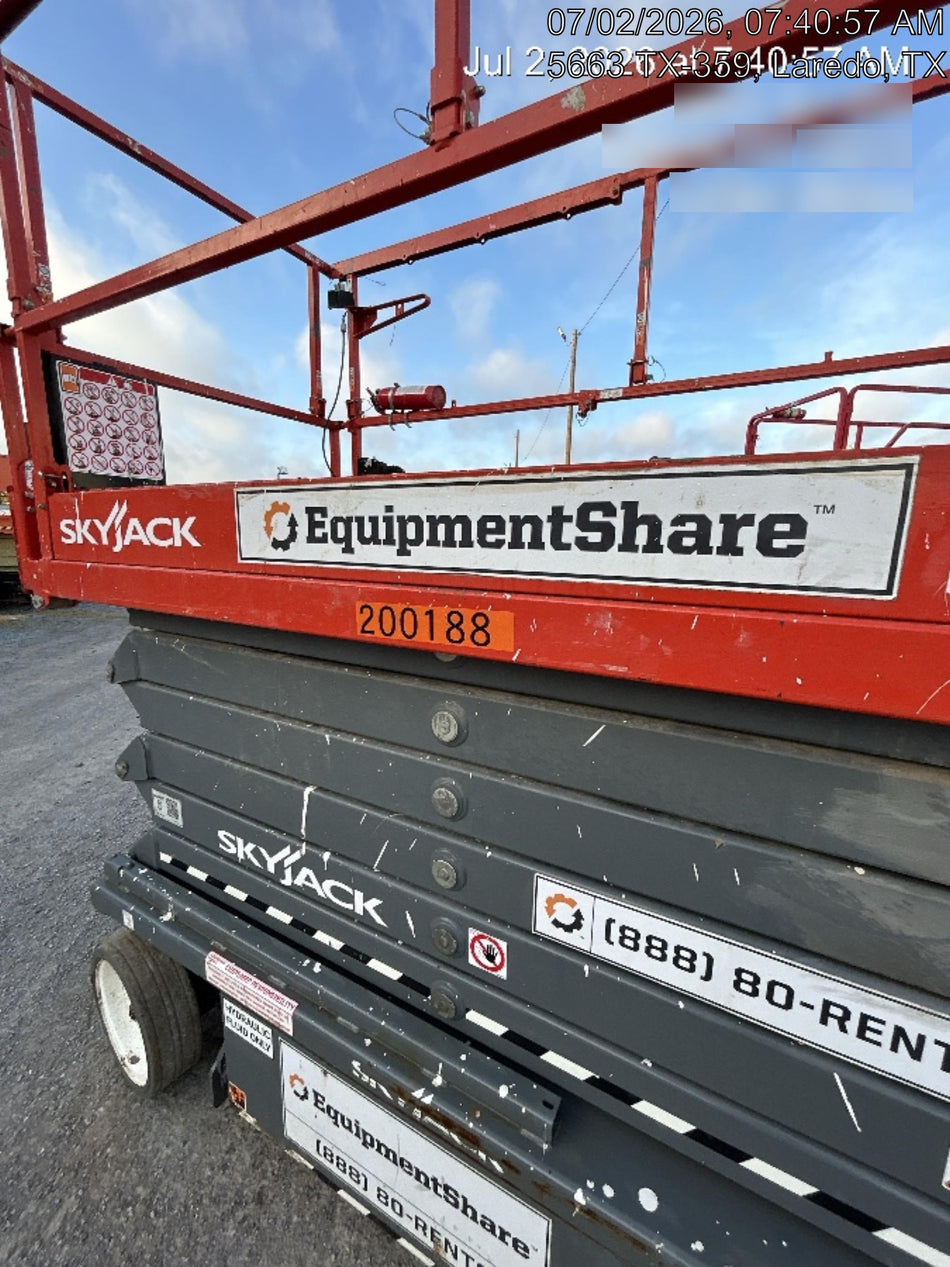 2021 SKYJACK SJ4740