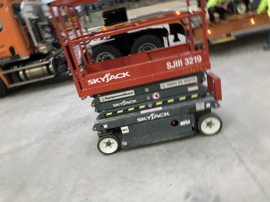 2016 Skyjack SJIII-3219 Standard Rental Specs
