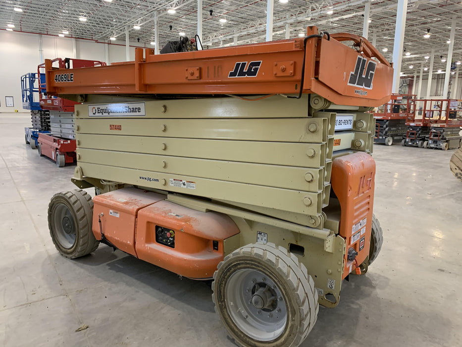 2008 JLG 4069LE