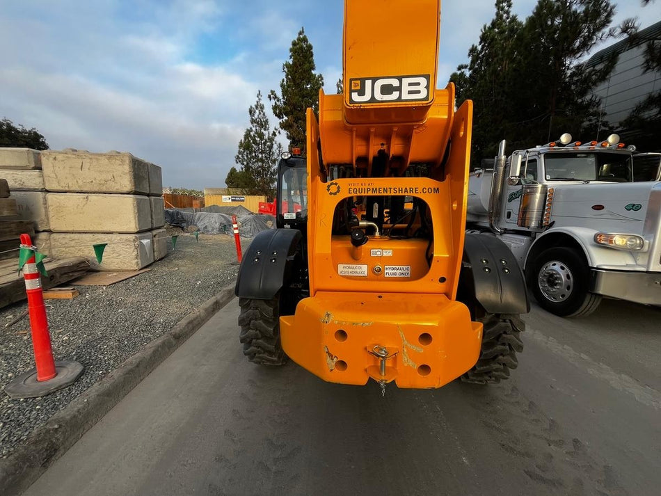2024 JCB 510-56