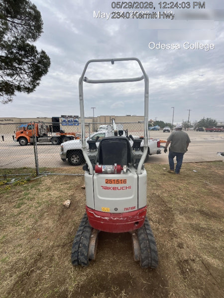 2022 TAKEUCHI TB210R