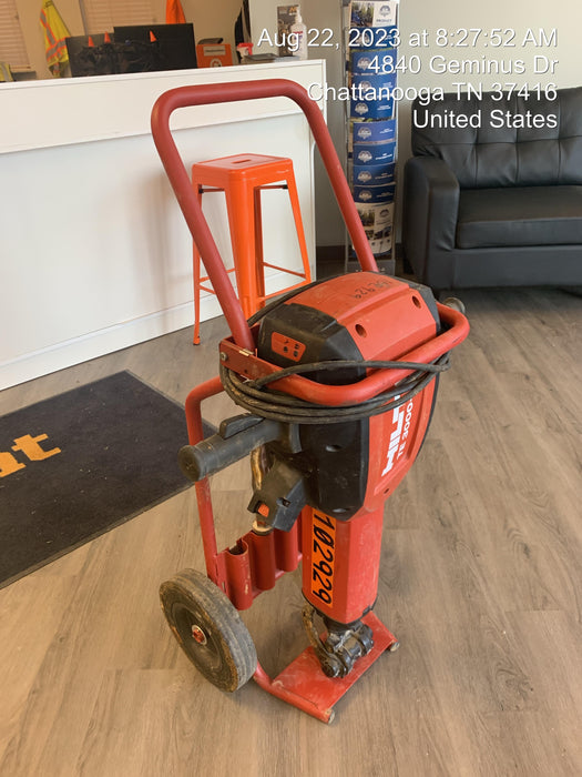 2020 HILTI TE 3000-AVR