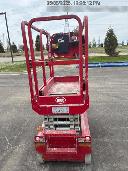 2017 MEC 1330SE 13' Scissor Lift w/2 Year Full Extended Warranty