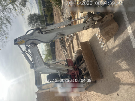 2022 TAKEUCHI TB235-2R