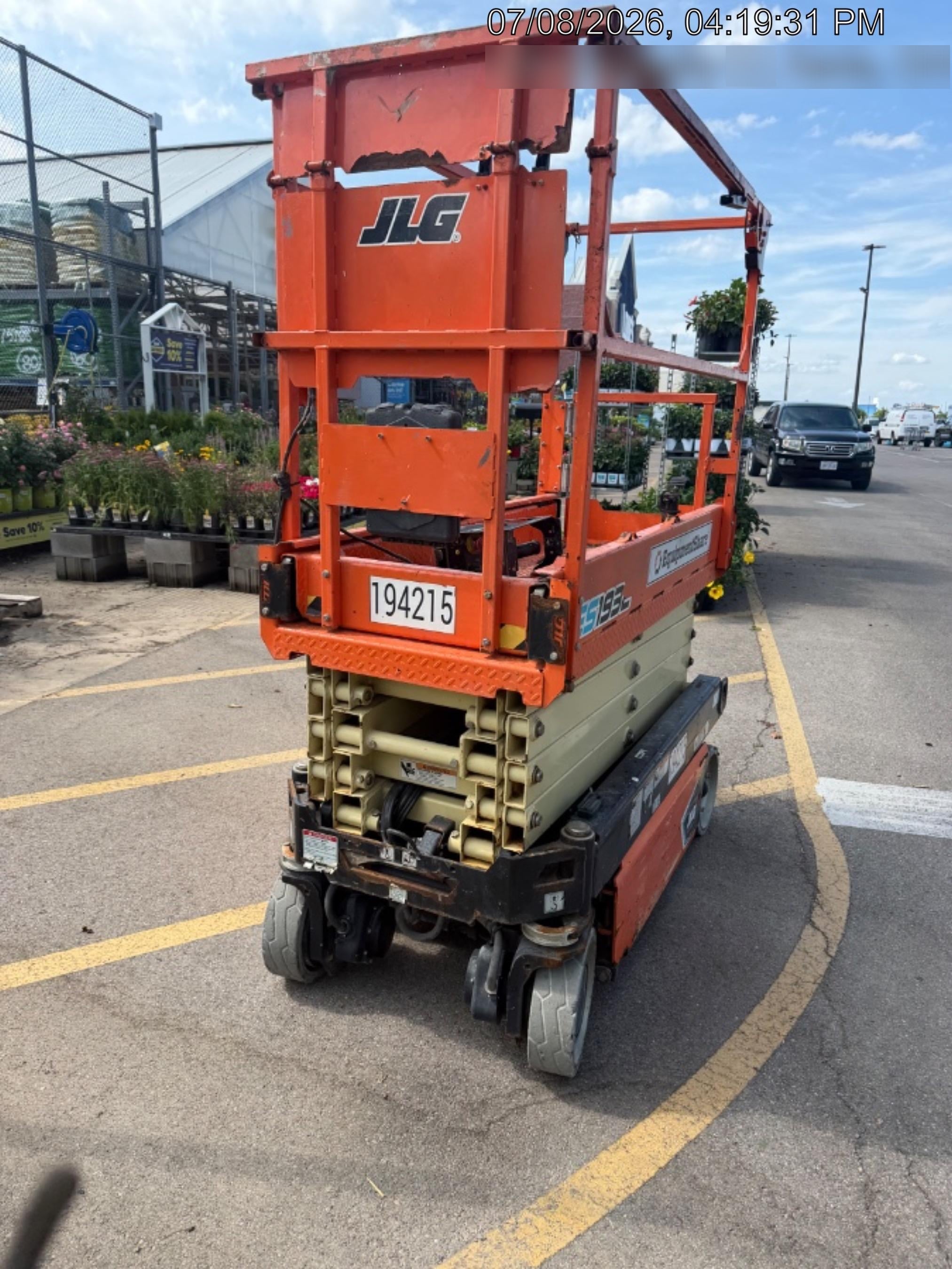 2021 JLG ES1932