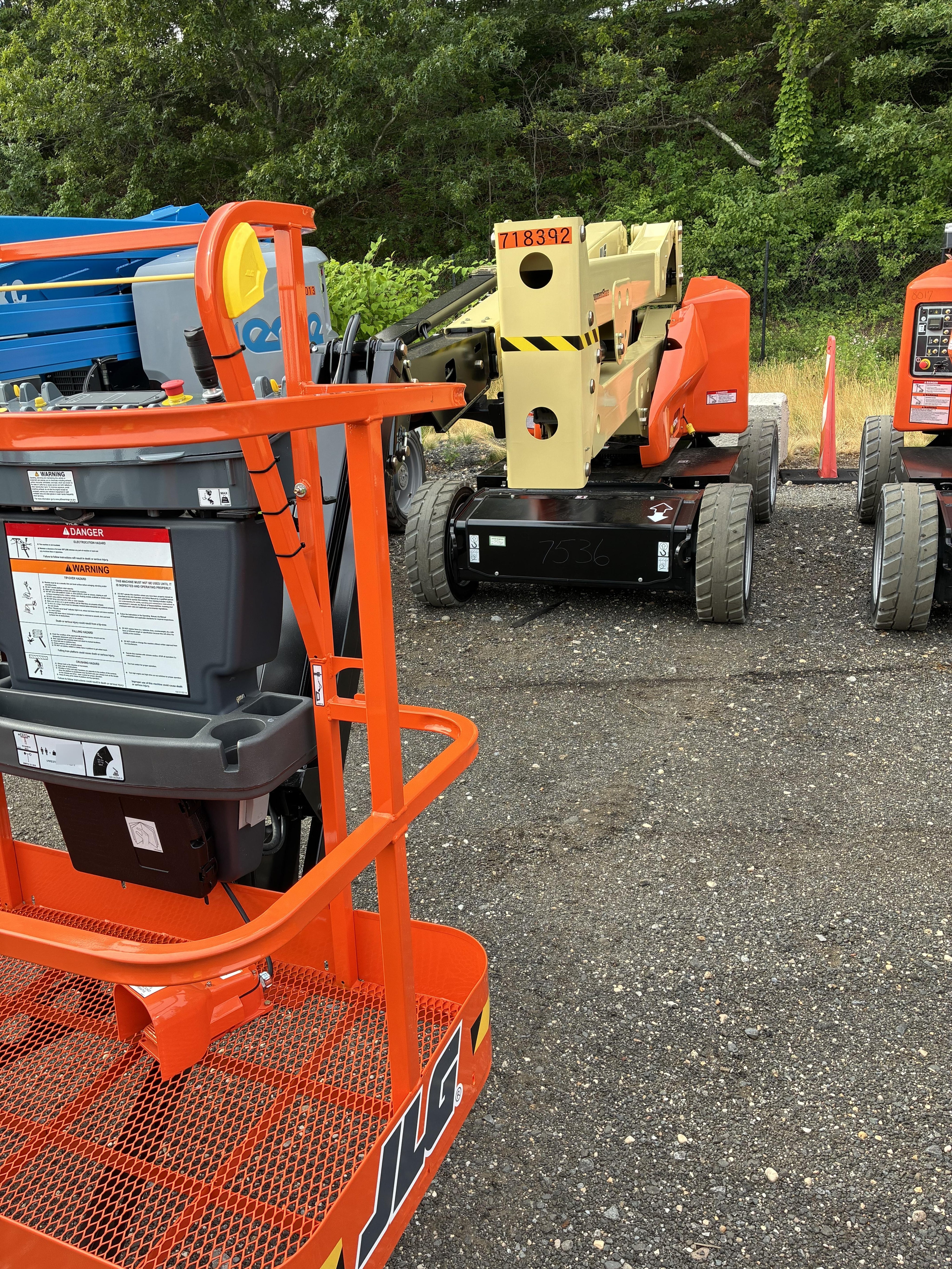 2026 JLG E450AJ