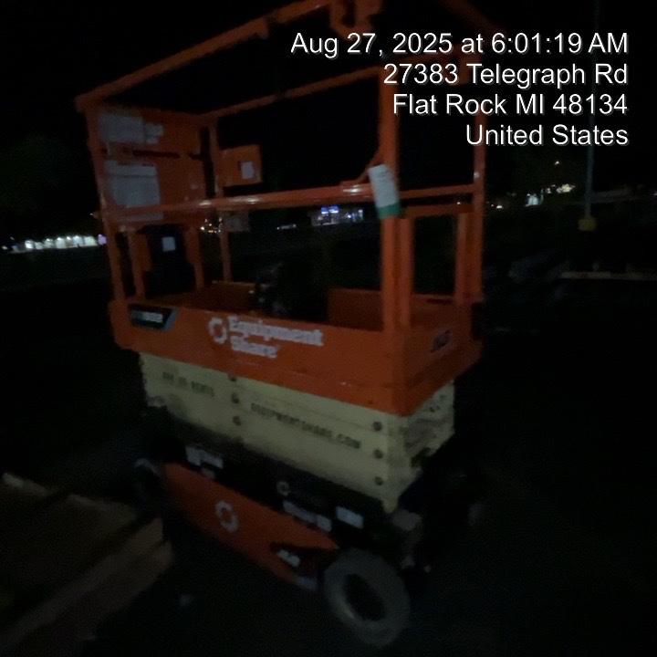 2025 JLG ES1932