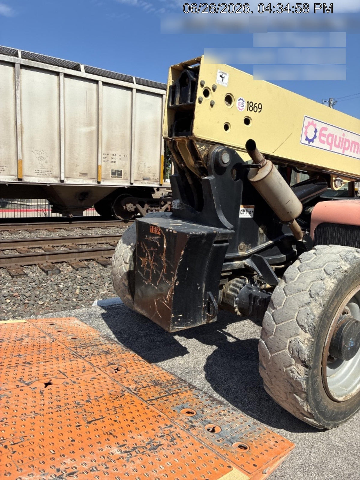 2008 JLG G9-43A
