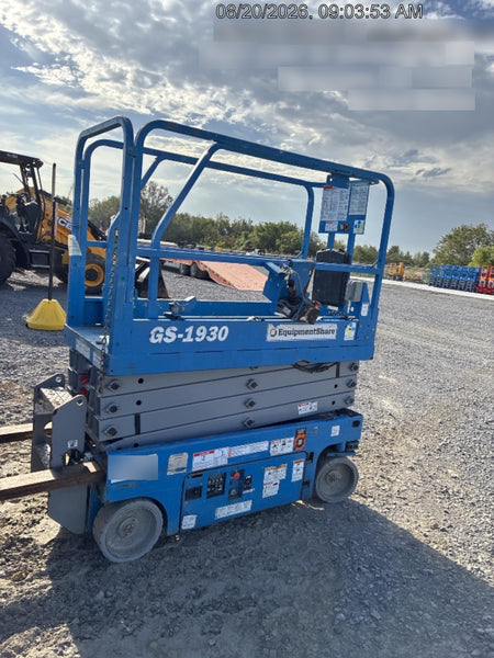 2019 Genie GS-1930 Fixed rails with chain Entry