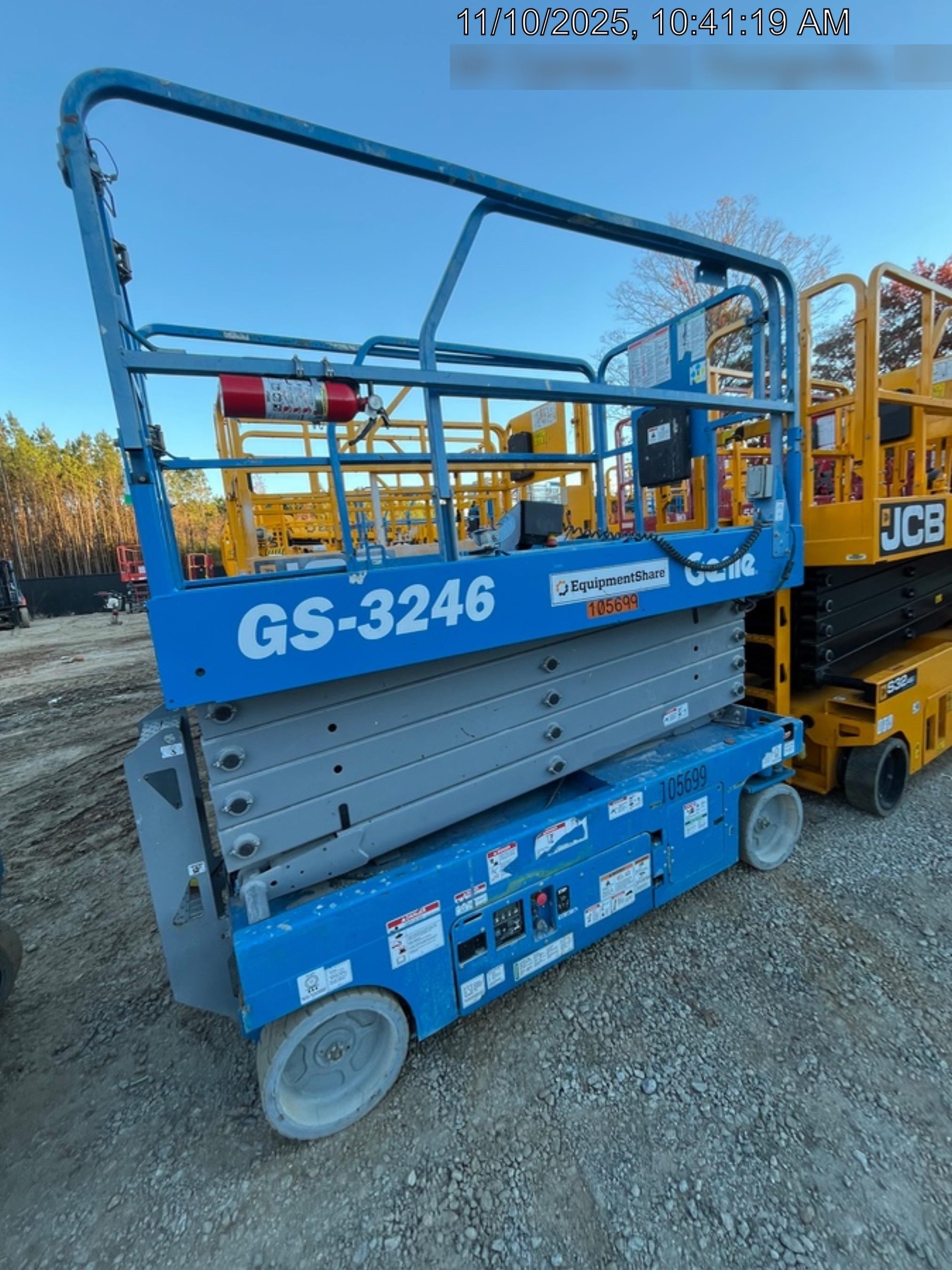 2020 Genie GS-3246 Standard, Folding full height swing gate